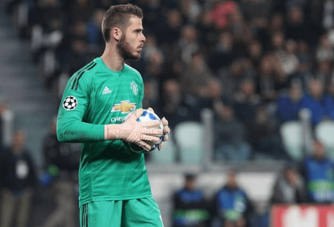  帕德博恩门将超神发挥，单场九次扑救创造球队历史纪录